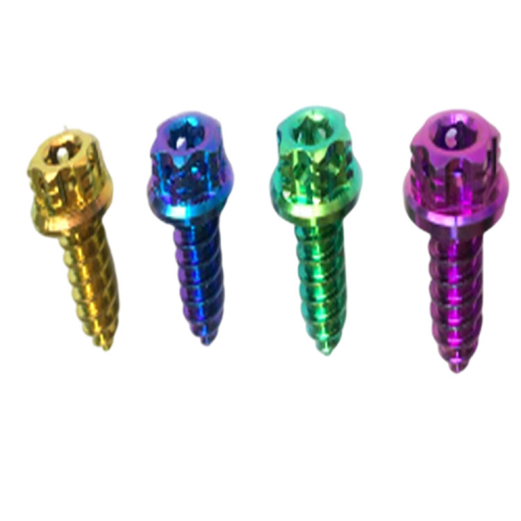 Sekrup sadap mandiri pengikat titanium kepala soket M6X17mm