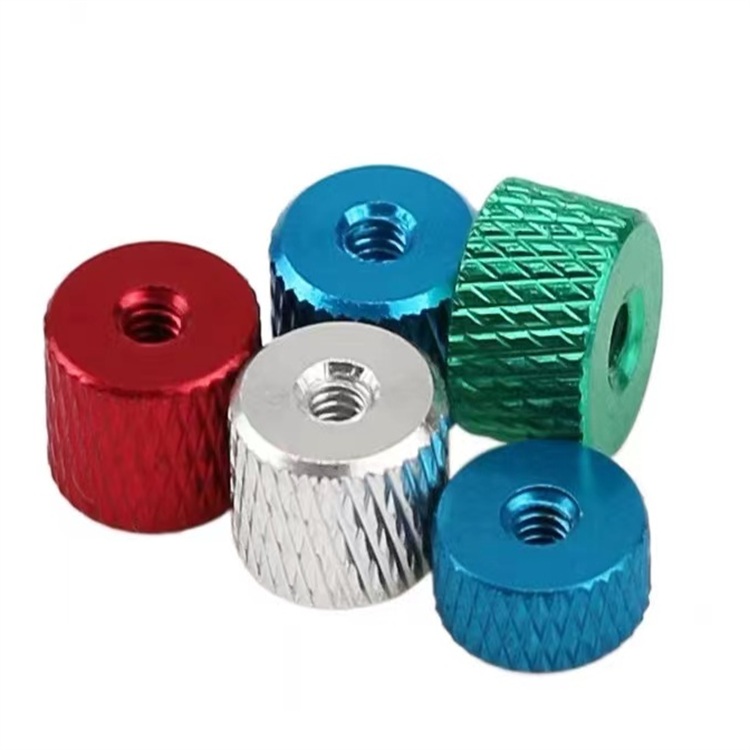 Mur berulir knurled aluminium warna-warni M3 untuk rangka udara