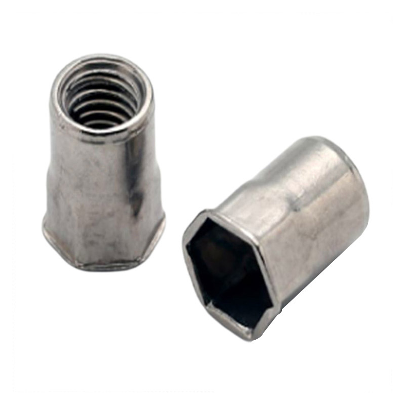 Mur keling setengah hex internal dan eksternal countersunk kecil